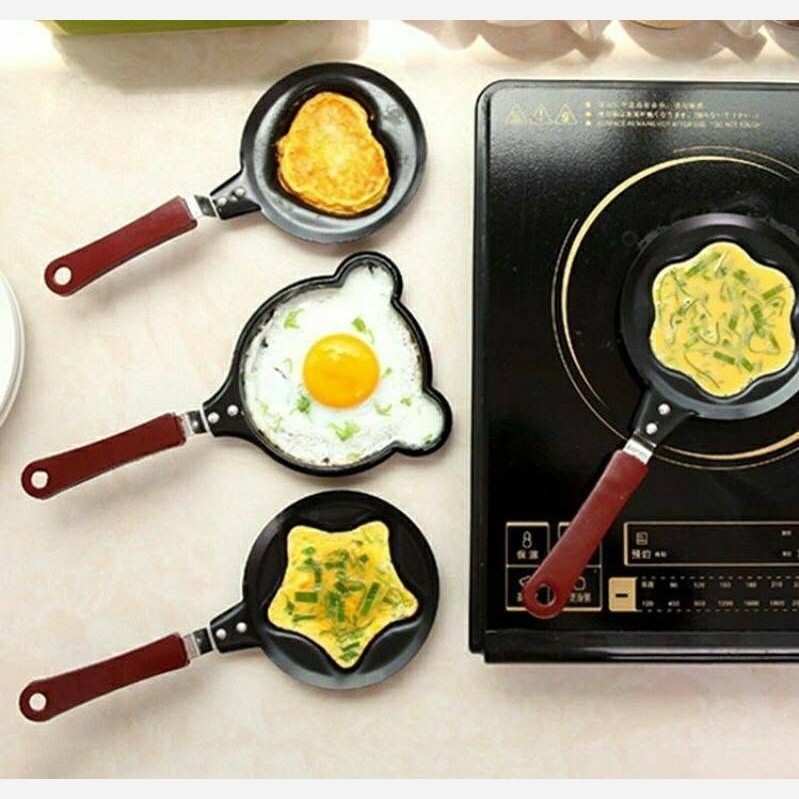 تابه پنکیک و تخم مرغ کودک